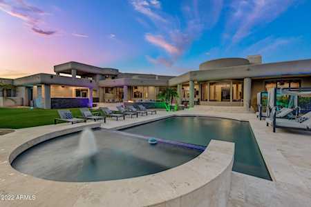8011 E Alameda Road Scottsdale, AZ 85255