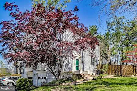 7903 Gambrill Ct Springfield, VA 22153