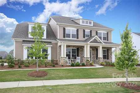 19103 Beecher Commons Dr Huntersville, NC 28078