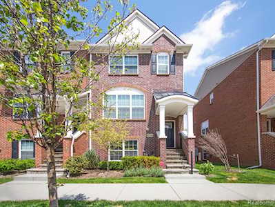 47750 Leland Dr Northville Twp, MI 48168