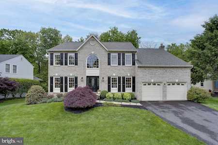 15481 Meherrin Dr Centreville, VA 20120