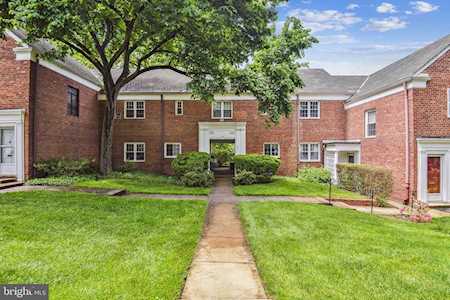 1455 Martha Custis Dr Alexandria, VA 22302
