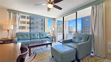 2410 Cleghorn Street #1404 Honolulu, HI 96815