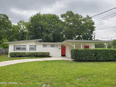 1737 Dupre Dr Jacksonville, FL 32221