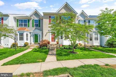 9067 Slate Stone Loop Bristow, VA 20136