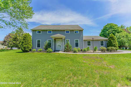 26 Mallards Landing N Waterford, NY 12188