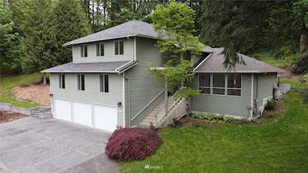 17863 149th Ave NE Woodinville, WA 98072