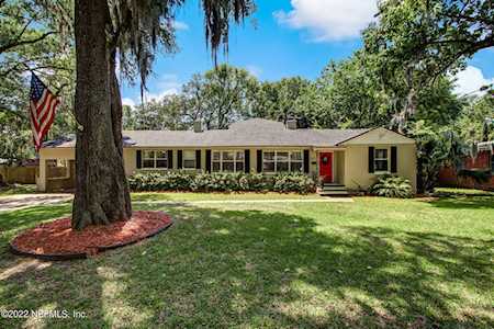 1025 Brierfield Dr Jacksonville, FL 32205