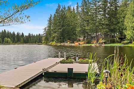7245 Lake Alice Rd SE Fall City, WA 98024