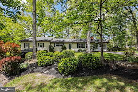 6703 Brooklyn Bridge Rd Laurel, MD 20707