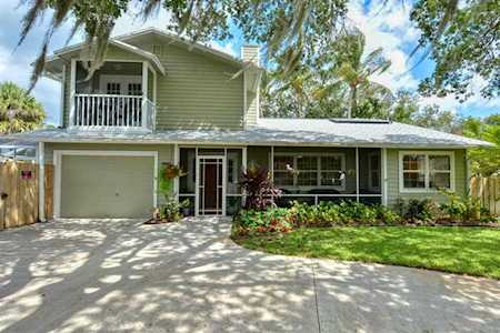 379 SW Harbor Street Stuart, FL 34997