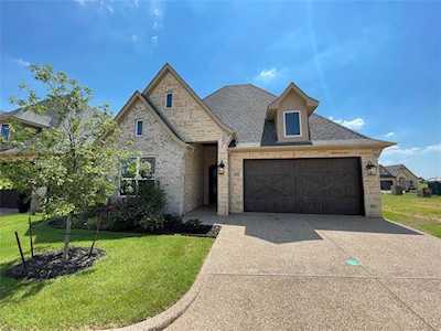2413 Vineyard Drive Granbury, TX 76048