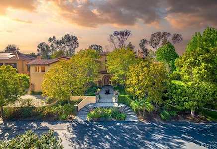 5165 Meadows Del Mar San Diego, CA 92130
