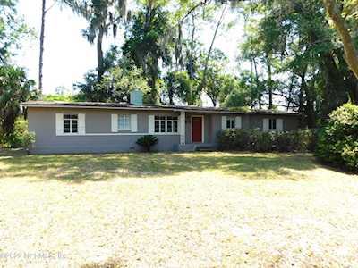 2845 Plummer Cove Rd Jacksonville, FL 32223