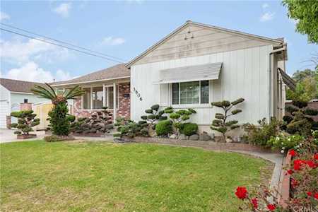 3606 Capetown St Lakewood, CA 90712