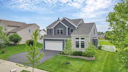 438 Sycamore Creek Street Pickerington, OH 43147
