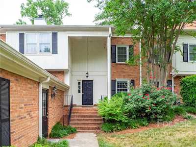 7254 Quail Meadow Ln Charlotte, NC 28210