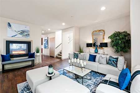 557 SE Andrews St Issaquah, WA 98027