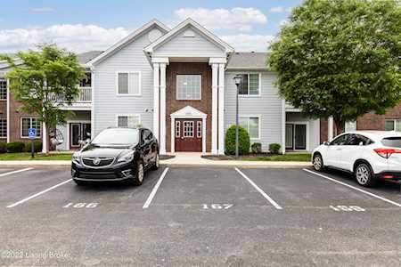 2609 Bradford Commons Dr #101 Louisville, KY 40299