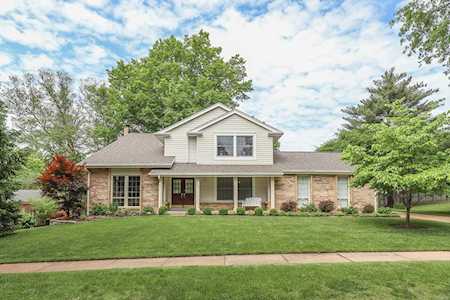 321 Strawbridge Dr Chesterfield, MO 63017