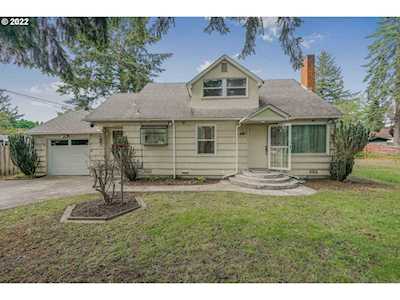 5807 SE Cedar St Milwaukie, OR 97222