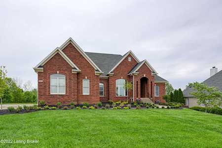 324 Persimmon Ridge Dr Louisville, KY 40245