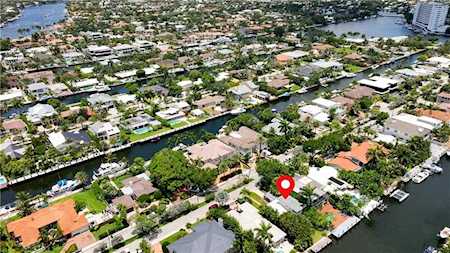 704 Riviera Isle Drive Fort Lauderdale, FL 33301