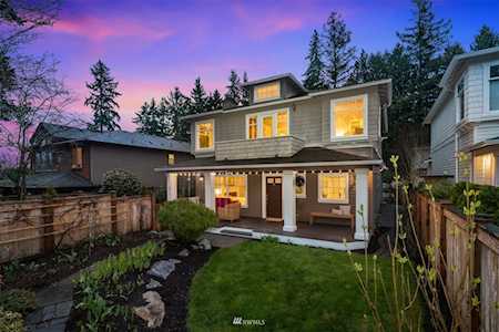 2078 Market St Kirkland, WA 98033