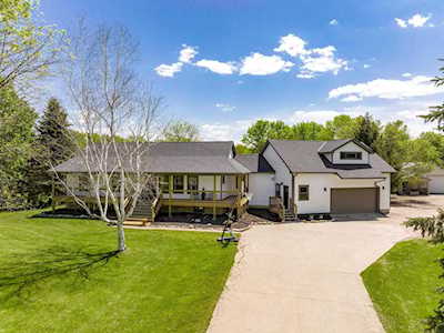 24090 Holyoke Path Lakeville, MN 55044