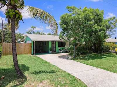 127 NE 5th Ave Boynton Beach, FL 33435