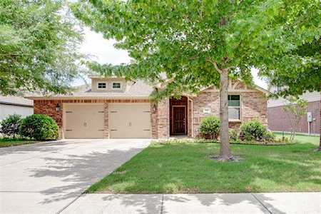 556 Magnolia Parkway Benbrook, TX 76126