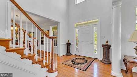 12027 George Farm Dr Lovettsville, VA 20180