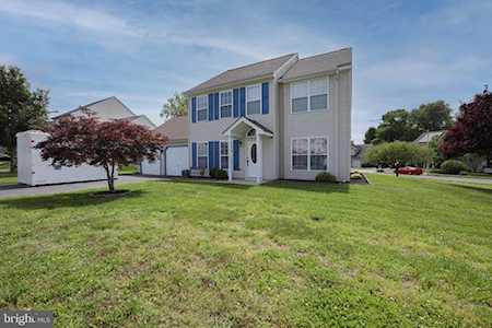 71 Sunset Dr Mount Royal, NJ 08061