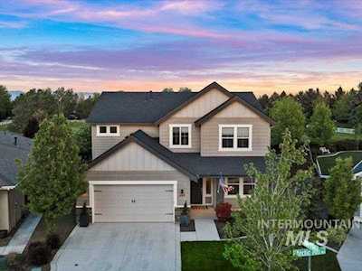 3464 S Arctic Fox Avenue Eagle, ID 83616