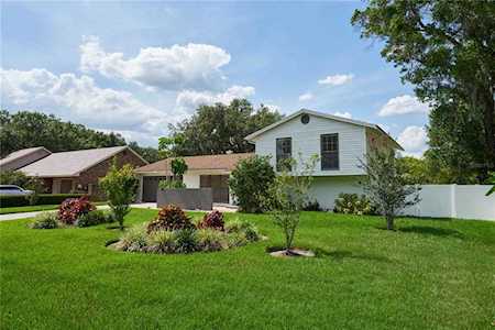 910 Druid Hills Rd Temple Terrace, FL 33617