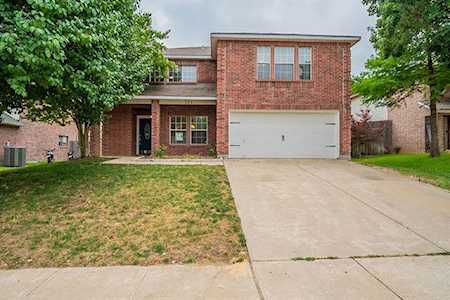 324 Ellicott Drive Roanoke, TX 76262
