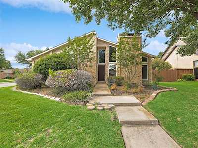 2001 Larkspur Drive Carrollton, TX 75010