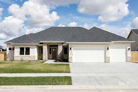 4936 W Tia Inez St Eagle, ID 83616