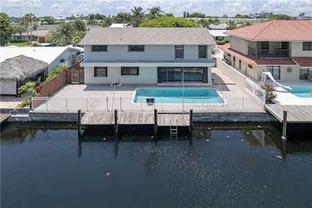 380 SE 13th Ave Pompano Beach, FL 33060