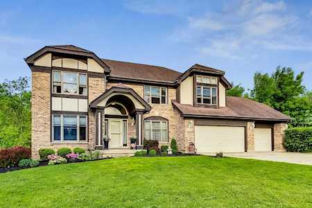 1065 Amber Ct West Chicago, IL 60185