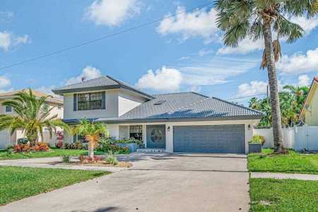 291 N Country Club Boulevard Boca Raton, FL 33487
