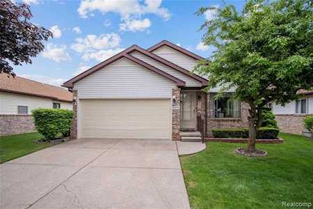 6375 E Morgan Circle Westland, MI 48185