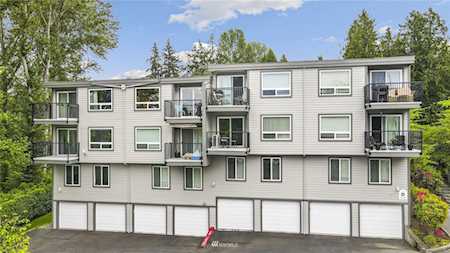 4100 Lake Washington Blvd N #D203 Renton, WA 98056