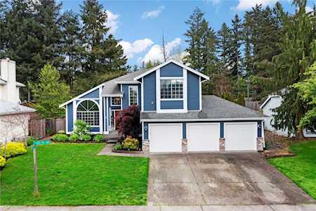 27904 215th Place SE Maple Valley, WA 98038