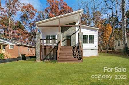 3687 Shannon Loop Denver, NC 28037
