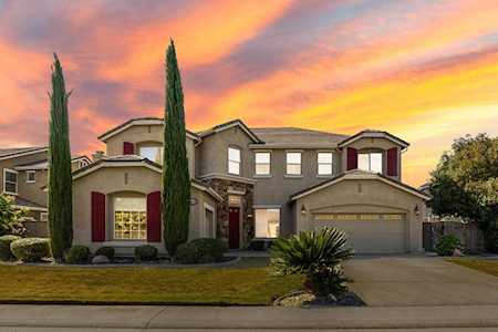1545 Diamond Woods Circle Roseville, CA 95747