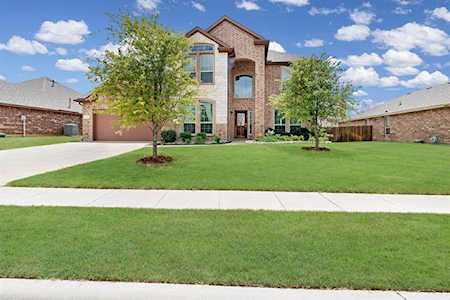 1112 Crest Ridge Drive Glenn Heights, TX 75154