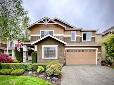 35902 SE Kaleetan Loop Snoqualmie, WA 98065