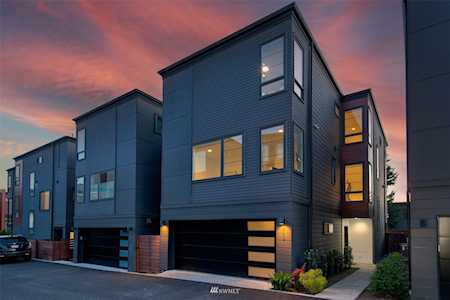 733 4th Ct S #36 Kirkland, WA 98033