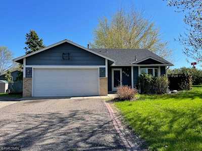 6138 Kalland Circle Albertville, MN 55301